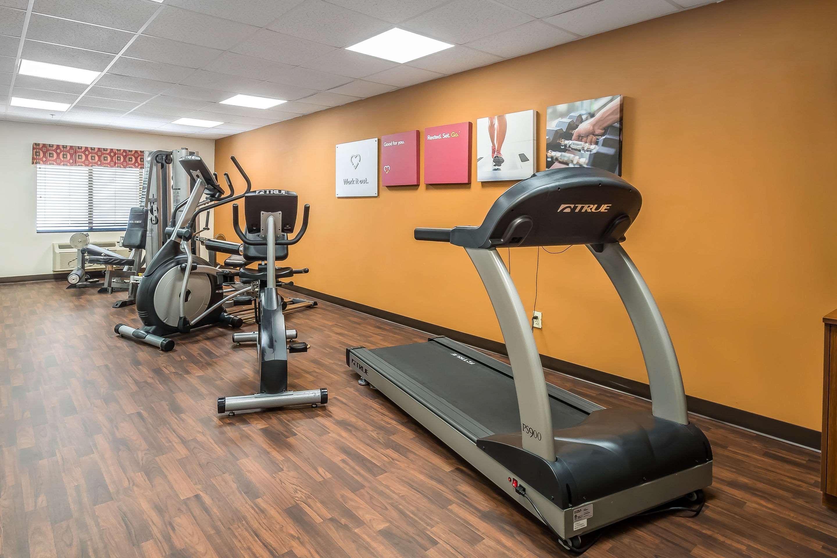 Comfort Suites West Jacksonville Buitenkant foto
