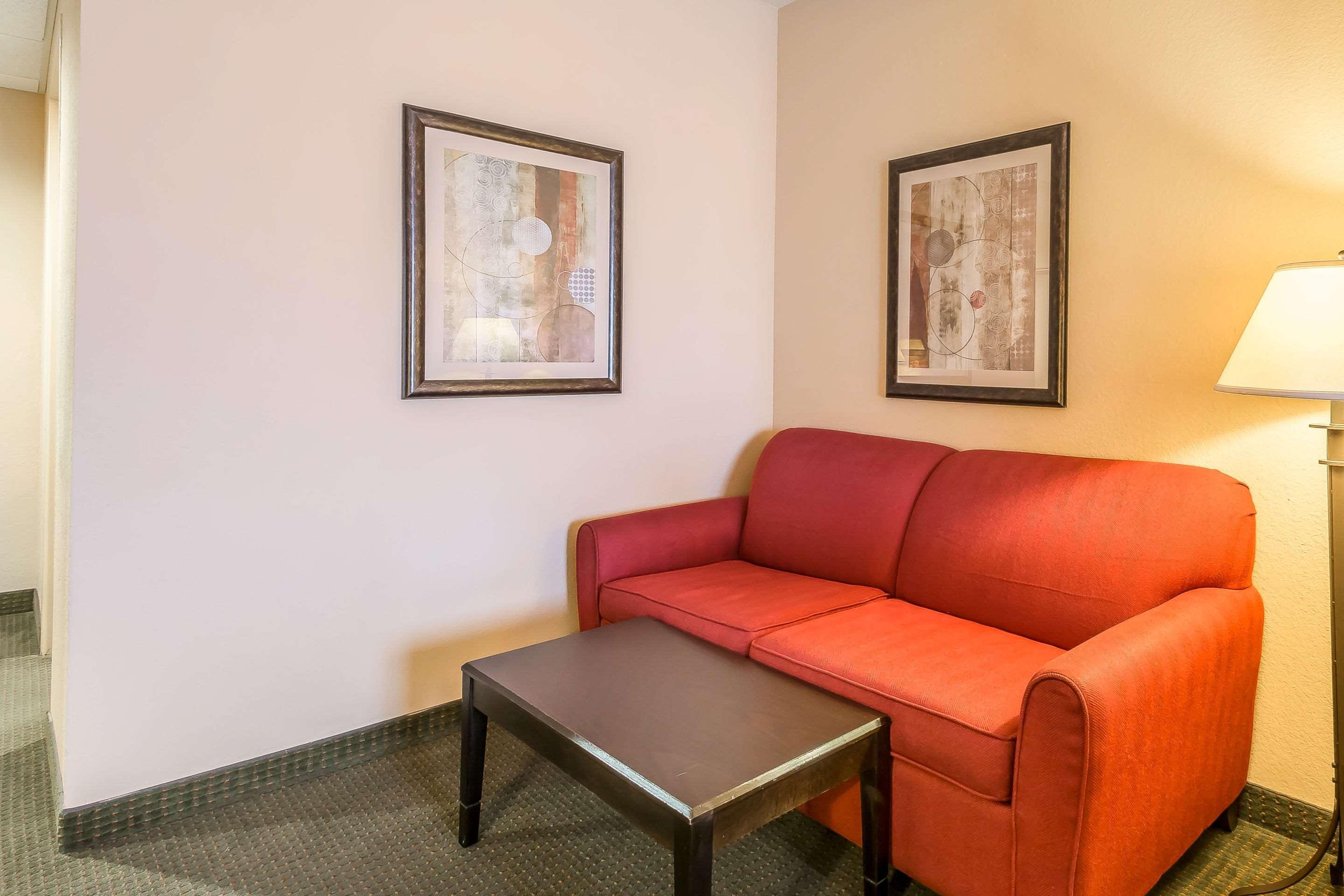 Comfort Suites West Jacksonville Buitenkant foto