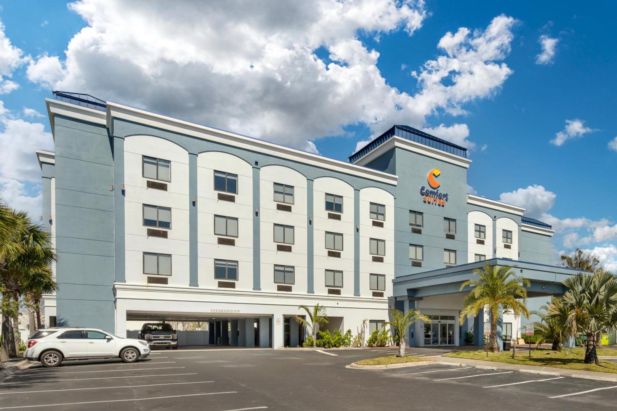 Comfort Suites West Jacksonville Buitenkant foto